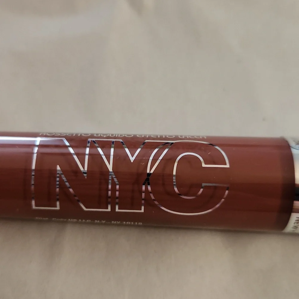NYC Expert Last Lip Laquer